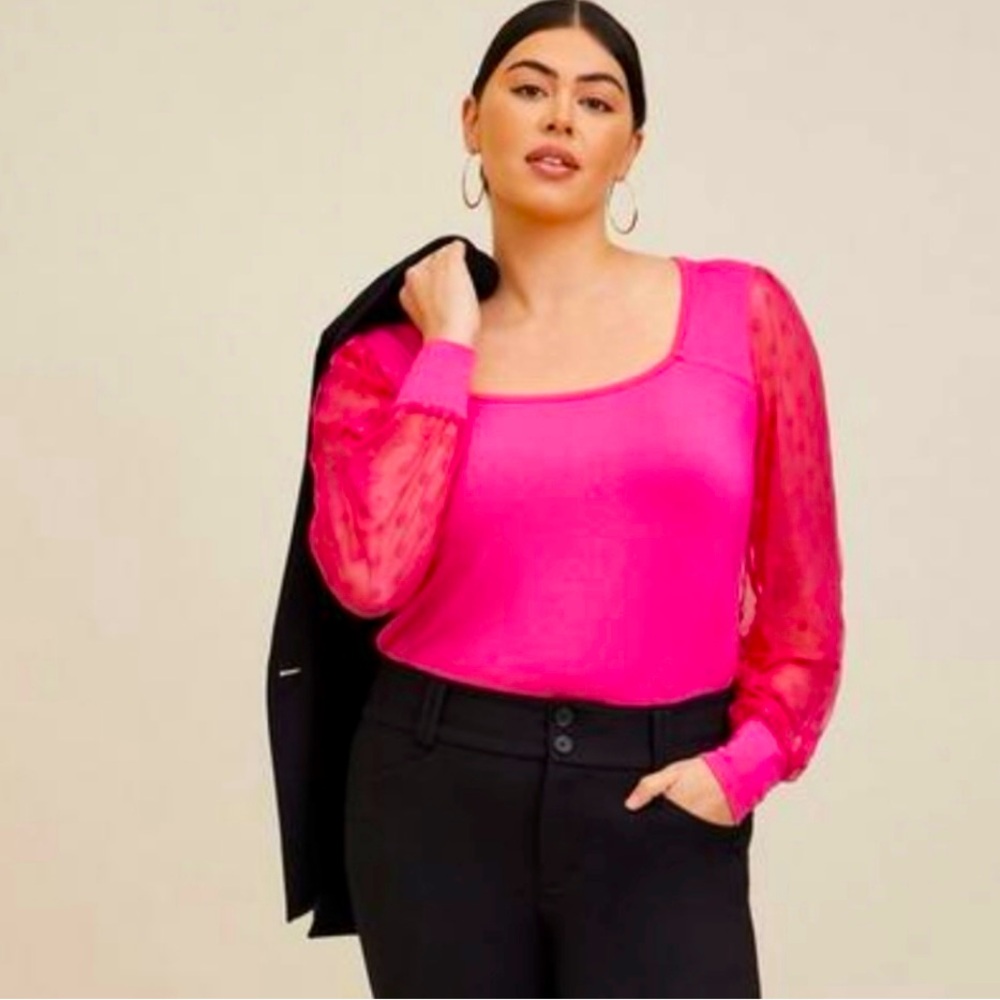 Size 4 Torrid Super Soft Top